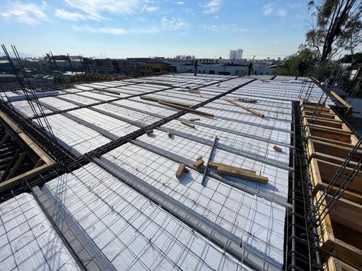 Losa de edificio durante la ejecución del proyecto